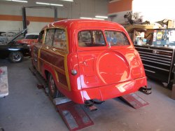 141127 51 Ford Woodie (7).JPG